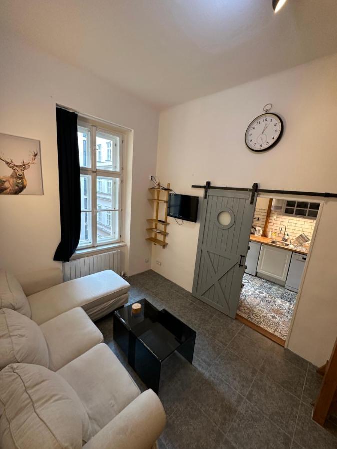 Cozy New Loft Apartment Praga Esterno foto