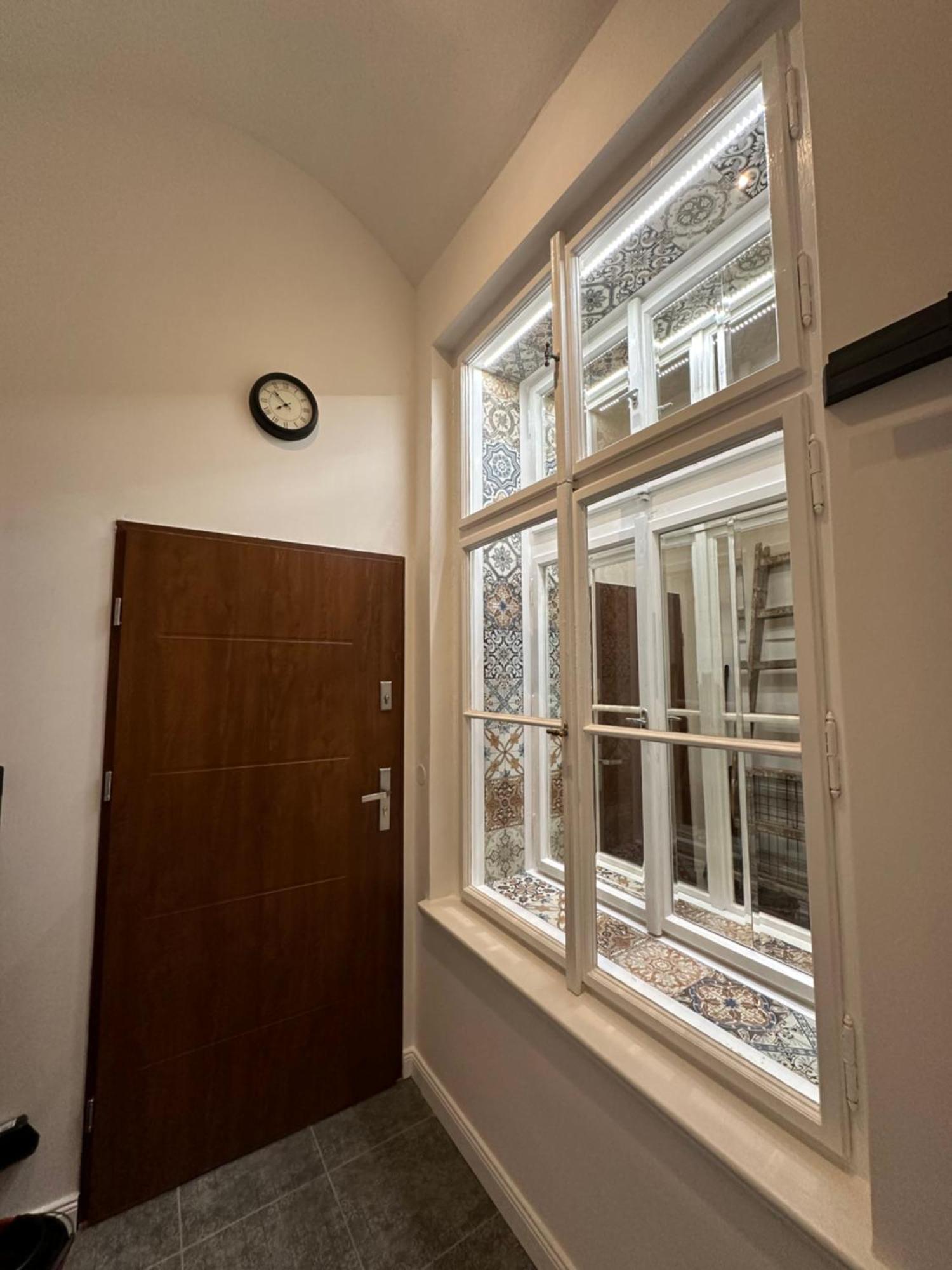 Cozy New Loft Apartment Praga Esterno foto
