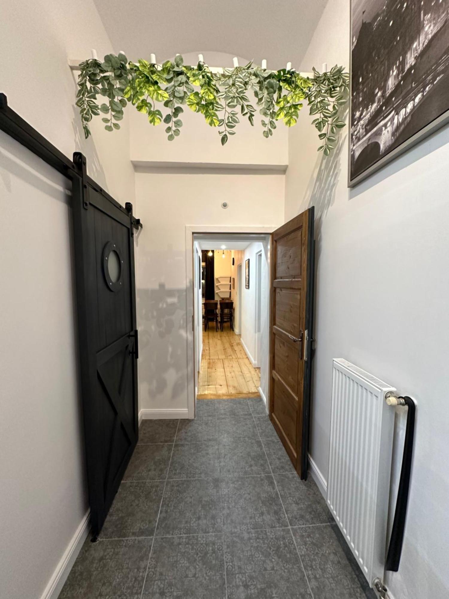 Cozy New Loft Apartment Praga Esterno foto